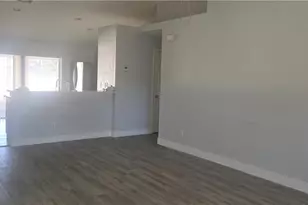 901 SW 11th Pl, Cape Coral, FL 33991 - Photo 3