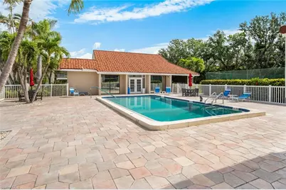 9639 Eaton Gardens Ln #3, Fort Myers, FL 33919 - Photo 15