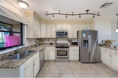 9639 Eaton Gardens Ln #3, Fort Myers, FL 33919 - Photo 7