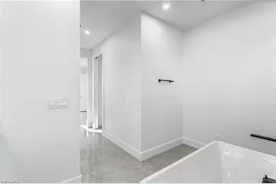 3318 NE 13th Pl, Cape Coral, FL 33909 - Photo 35