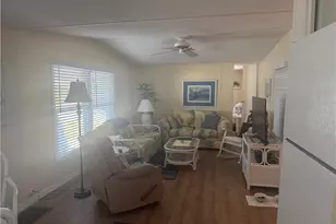 47 Poinsettia Dr, Fort Myers, FL 33905 - Photo 9