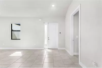 2101 NE 36th Ter, Cape Coral, FL 33909 - Photo 17