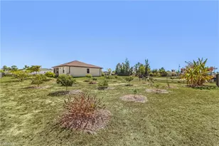 2101 NE 36th Terrace, Cape Coral, FL 33909 - Photo 13