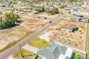 2101 NE 36th Terrace, Cape Coral, FL 33909 - Photo 39