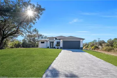 1923 Wellington Ave, Lehigh Acres, FL 33972 - Photo 7