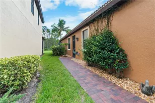 9496 River Otter Dr, Fort Myers, FL 33912 - Photo 3