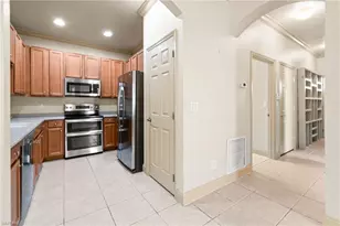 9496 River Otter Dr, Fort Myers, FL 33912 - Photo 7