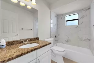 2122 SW Santa Barbara Pl, Cape Coral, FL 33991 - Photo 17