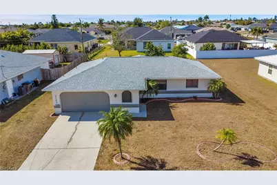 2122 SW Santa Barbara Pl, Cape Coral, FL 33991 - Photo 29