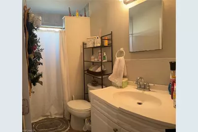 2202 Parkview Dr, Fort Myers, FL 33905 - Photo 21