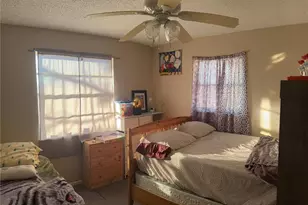 2202 Parkview Dr, Fort Myers, FL 33905 - Photo 17