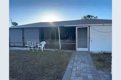 2202 Parkview Dr, Fort Myers, FL 33905 - Photo 25
