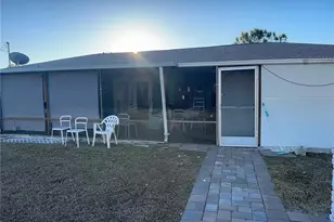 2202 Parkview Dr, Fort Myers, FL 33905 - Photo 25