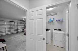 2620 SW 3rd Pl, Cape Coral, FL 33914 - Photo 11