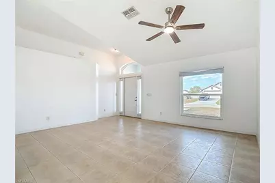 1723 NE 2nd Pl, Cape Coral, FL 33909 - Photo 5