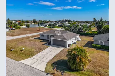 1723 NE 2nd Pl, Cape Coral, FL 33909 - Photo 1