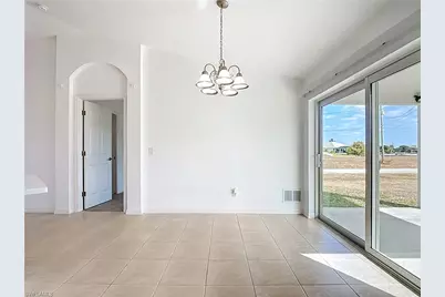 1723 NE 2nd Pl, Cape Coral, FL 33909 - Photo 9