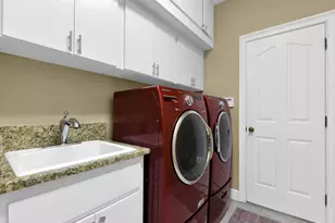 802 SW 56th St, Cape Coral, FL 33914 - Photo 33