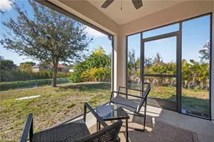 630 SW 11th Pl, Cape Coral, FL 33991 - Photo 5