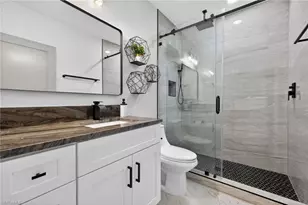 630 SW 11th Pl, Cape Coral, FL 33991 - Photo 23