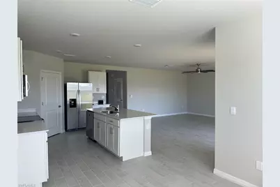 522 NW 7th St, Cape Coral, FL 33993 - Photo 5