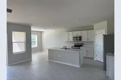 522 NW 7th St, Cape Coral, FL 33993 - Photo 3