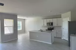 522 NW 7th St, Cape Coral, FL 33993 - Photo 3