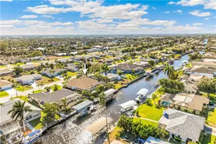 2205 SE 16th St, Cape Coral, FL 33990 - Photo 37