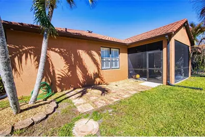 12168 Country Day Cir, Fort Myers, FL 33913 - Photo 27