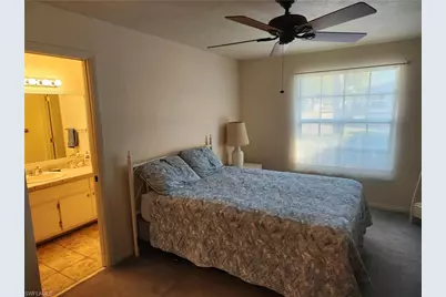 10521 Putnam Ct, Lehigh Acres, FL 33936 - Photo 7