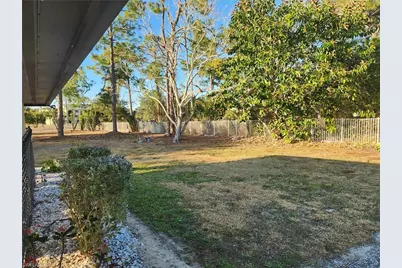 10521 Putnam Ct, Lehigh Acres, FL 33936 - Photo 23