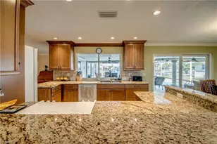 917 SE 43rd Terrace, Cape Coral, FL 33904 - Photo 13