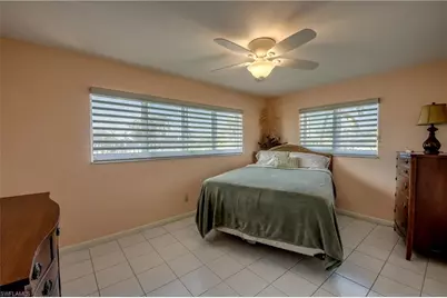 917 SE 43rd Ter, Cape Coral, FL 33904 - Photo 31