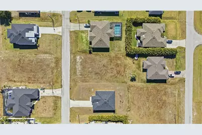 302 NW 27th Ave, Cape Coral, FL 33993 - Photo 5