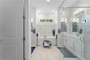 427 NW 37th Ave, Cape Coral, FL 33993 - Photo 23