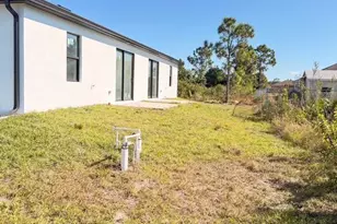 213-215 W 12th St, Lehigh Acres, FL 33972 - Photo 23