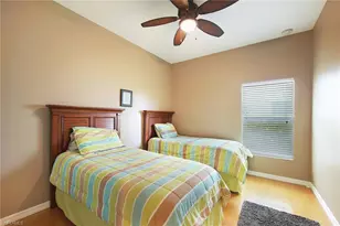 2518 Verdmont Ct, Cape Coral, FL 33991 - Photo 27