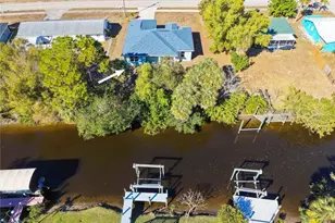 897 Iris Dr, North Fort Myers, FL 33903 - Photo 43