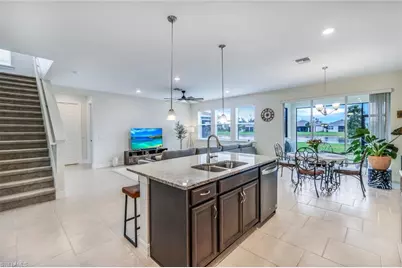 421 Coral Reef Pl, Cape Coral, FL 33993 - Photo 9