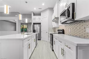 1014 Magnolia Ave, Lehigh Acres, FL 33972 - Photo 9