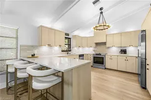 663 110th Ave N, Naples, FL 34108 - Photo 5