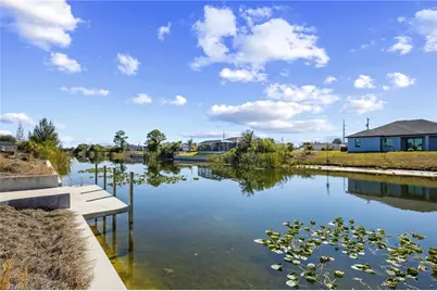 704 NW 9th St, Cape Coral, FL 33993 - Photo 7