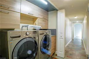 112 Pinebrook Dr, Fort Myers, FL 33907 - Photo 13