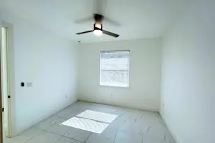 672 Chemstrand St E, Lehigh Acres, FL 33974 - Photo 5