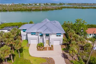 2651 Coconut Dr, Sanibel, FL 33957 - Photo 1
