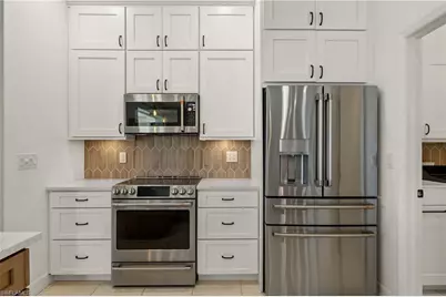 2004 SW 40th Ter, Cape Coral, FL 33914 - Photo 9