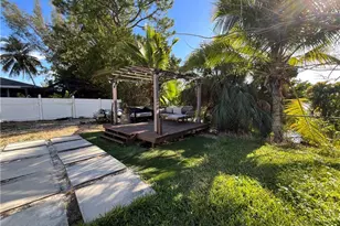 2729 53rd Terrace SW, Naples, FL 34116 - Photo 27