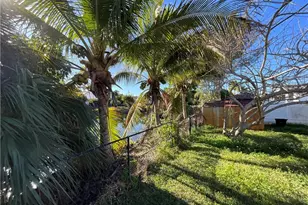 2729 53rd Terrace SW, Naples, FL 34116 - Photo 31