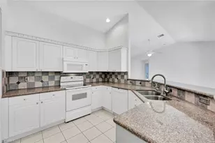 2648 SW 31st Ln, Cape Coral, FL 33914 - Photo 5