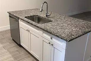 910/912 SW 7th Ct, Cape Coral, FL 33991 - Photo 5